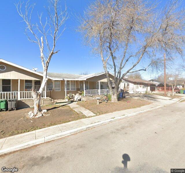 Martinez Movers LLC storefront - San Antonio