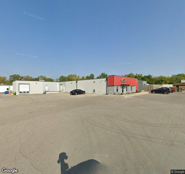 Puppy Playground storefront - Indianapolis