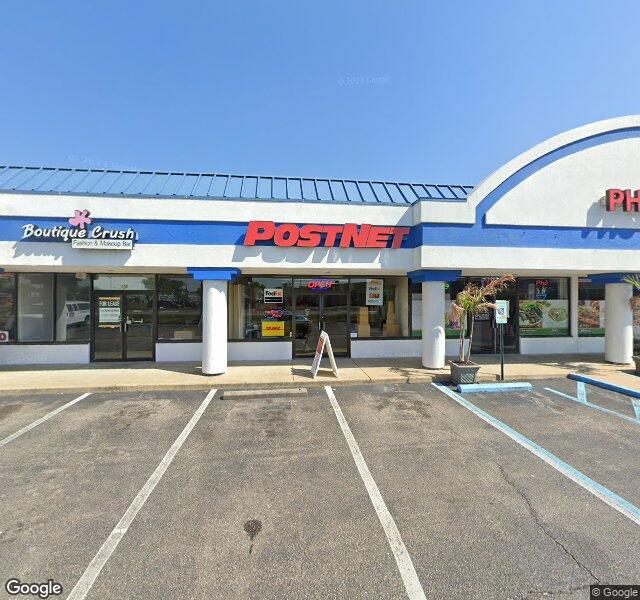 Paws & Purrs Grooming storefront - Virginia Beach