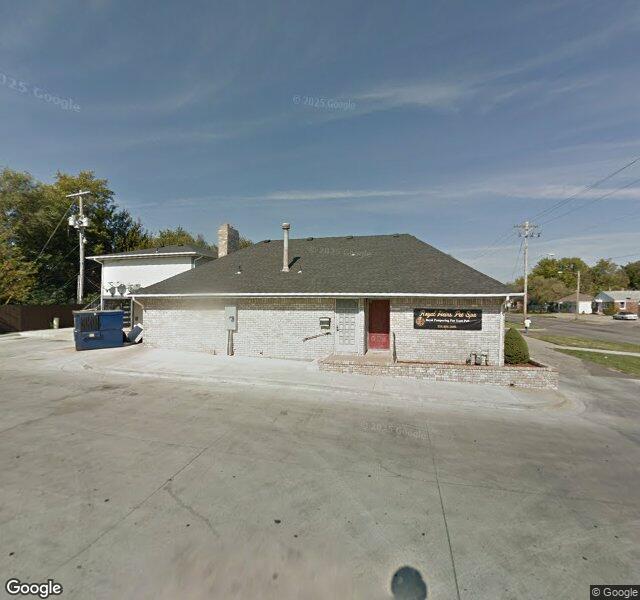 Royal Heirs Pet Spa, LLC storefront - Wichita