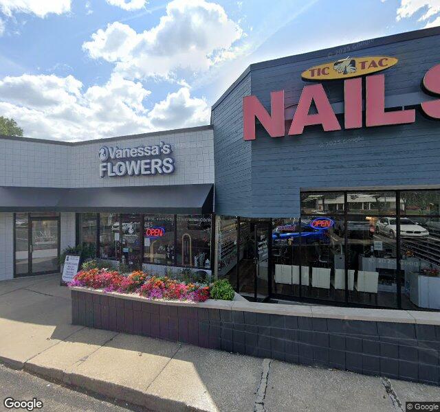 Vanessa's Flowers storefront - Detroit