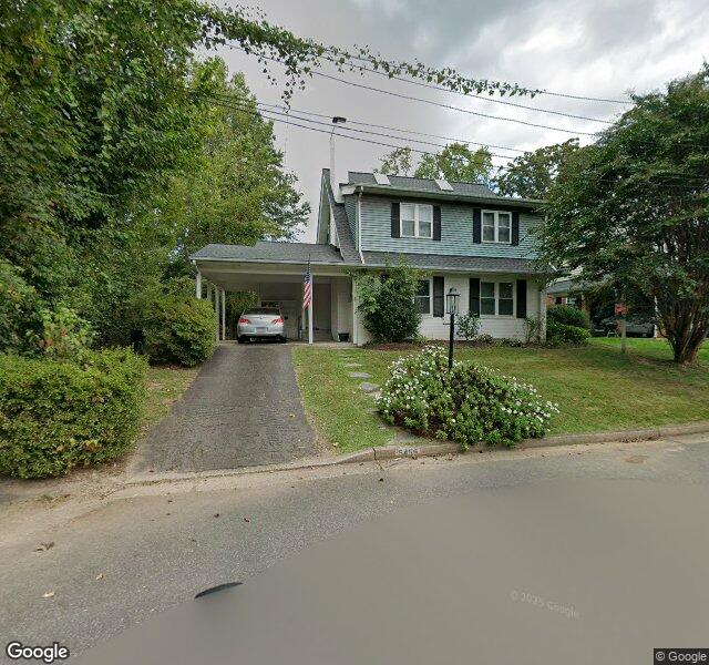 Royal Restoration storefront - Washington