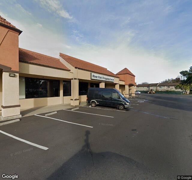 Paws N' Play storefront - Sacramento