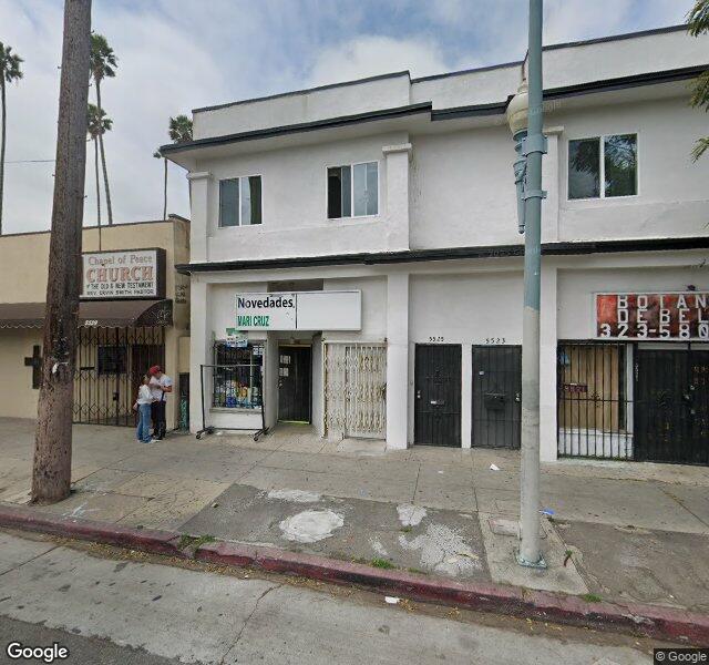 Keyman Lock storefront - Vermont Square