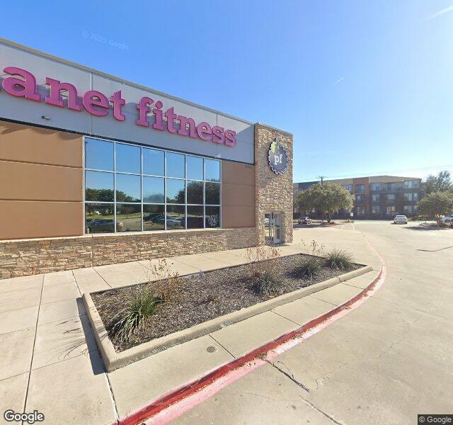 Planet Fitness storefront - Dallas