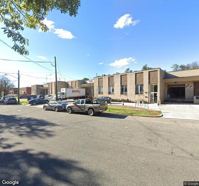 Gentle Giant Moving Company storefront - Washington