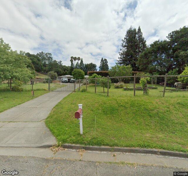 WAGS Dog Boarding Novato location - San Francisco