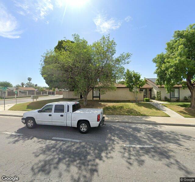 Extra Mile Cleaning Service storefront - Bakersfield