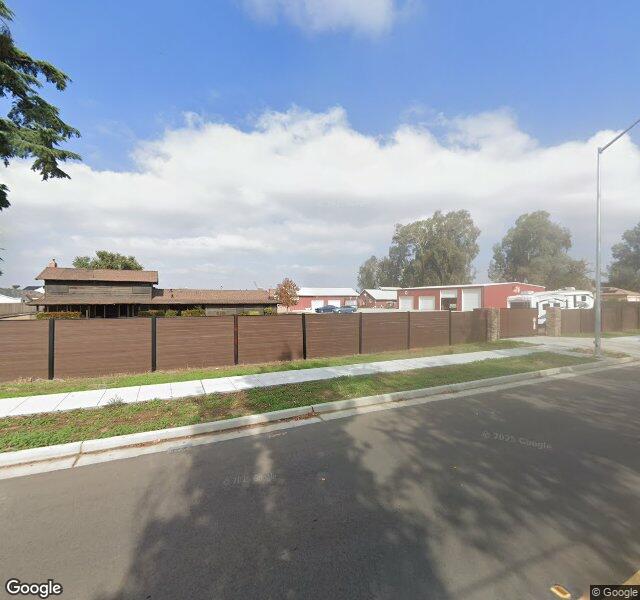 Pristine Pool Service and Repair storefront - Fresno