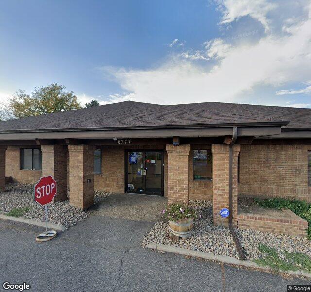 Goldsmith Veterinary Clinic storefront - Denver