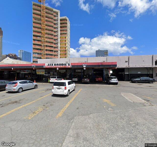 Lex Brodie's Tire, Brake & Service Company location - Honolulu