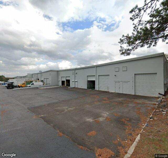 Cento Family Moving & Storage storefront - Orlando