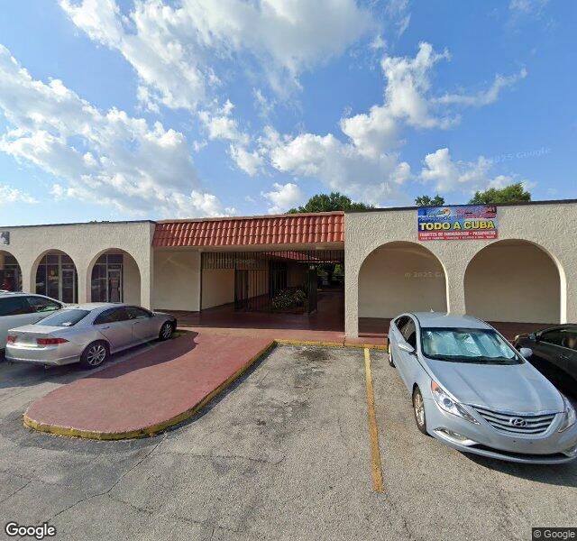 Sunrise Pet Parlor storefront - Tampa