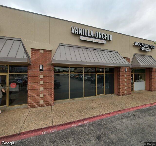 Crestview Veterinary Clinic storefront - Austin