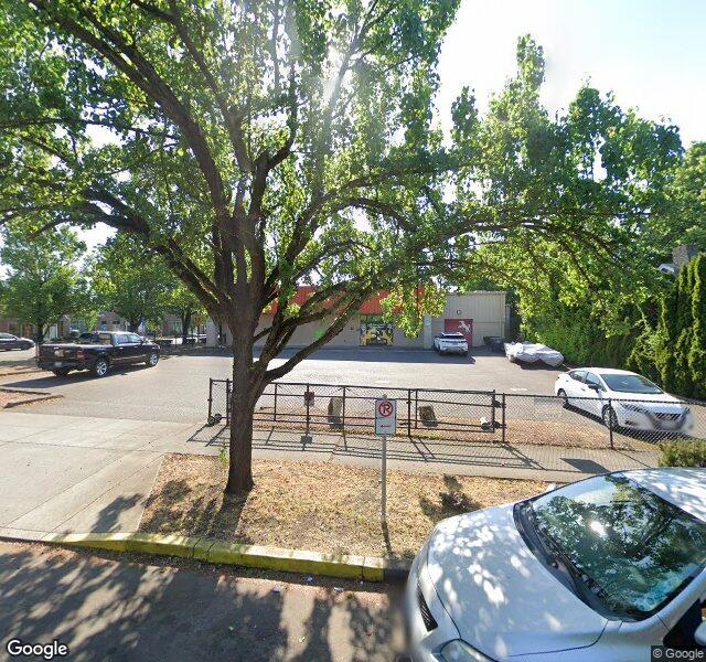 DogConnectionPDX Daycare & Boarding storefront - Portland