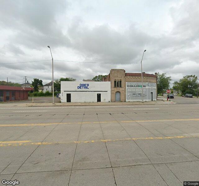 Daes Detail storefront - Detroit