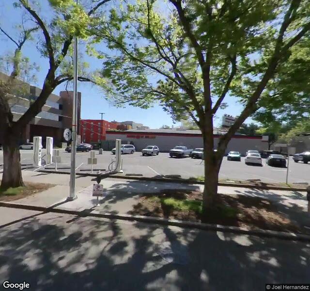 The Tonsorium- The Gentlemen's Cutlery Barbershop location - Sacramento