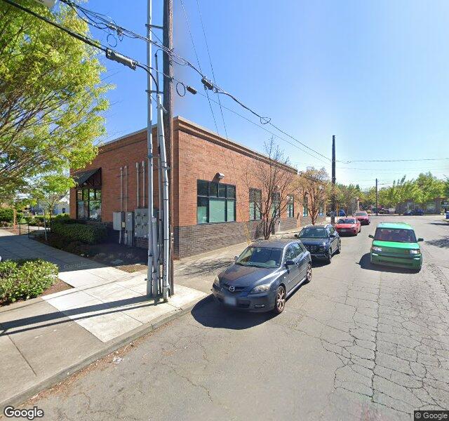 Nature's Pet Market & Grooming St Johns storefront - Portland