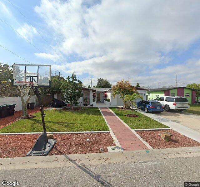 Elly's Pine Castle Dog Boarding & Daycare storefront - Orlando