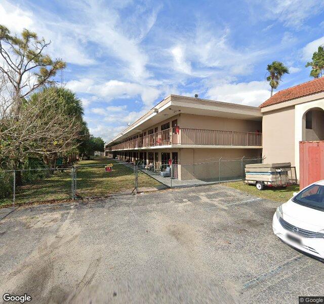 Le Varon Barbershop storefront - Orlando