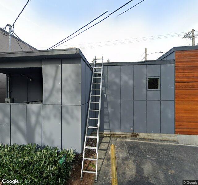 Maple Leaf Veterinary Care Center location - Seattle