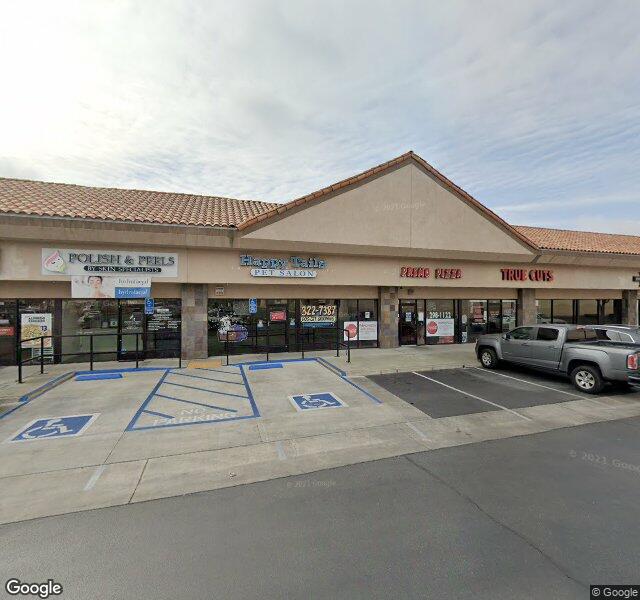Happy Tails Pet Salon storefront - Fresno