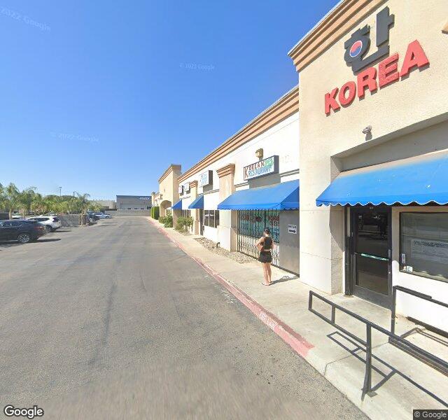 100% Fancy Grooms storefront - Fresno