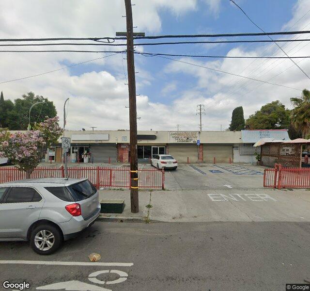 Tail Waggers Grooming storefront - Los Angeles