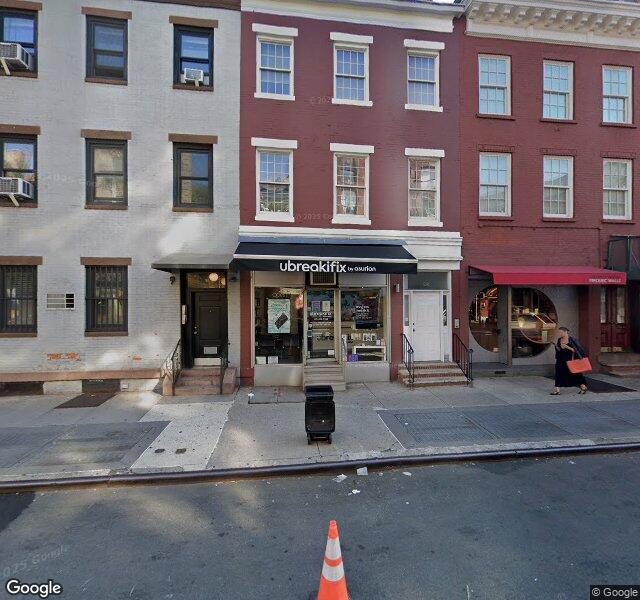 uBreakiFix - Phone and Computer Repair storefront - New York