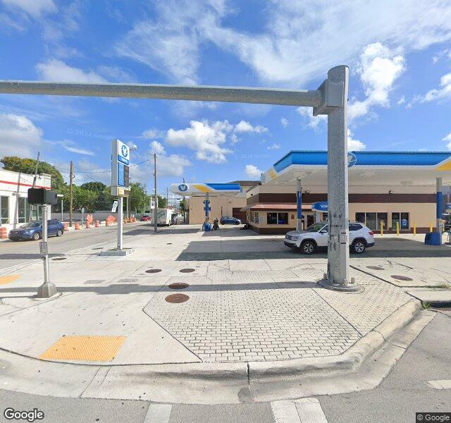 Hector Fong Auto Repair storefront - Miami